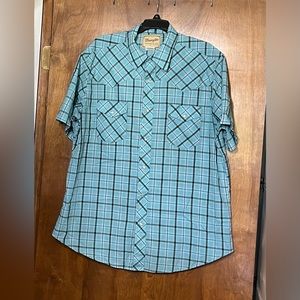 Wrangler western shirts, short sleeved, pearl snap down shirt, size XL.